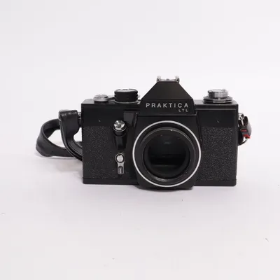 SLR camera (Ltl) from Praktica