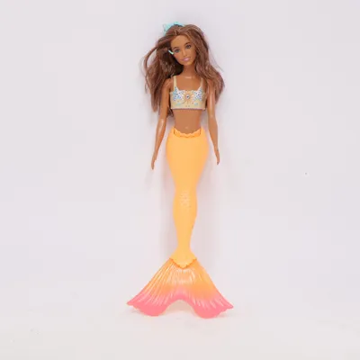 Dukke (Orange, Gul, Pink) fra Barbie