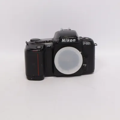 Analog systemkamera (F-601) från Nikon