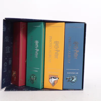 Photo album (Gryffindor, Hufflepuff, Ravenclaw und Slytherin) from Harry Potter