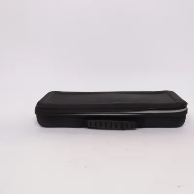 Hair straightener (484786) from Dyson