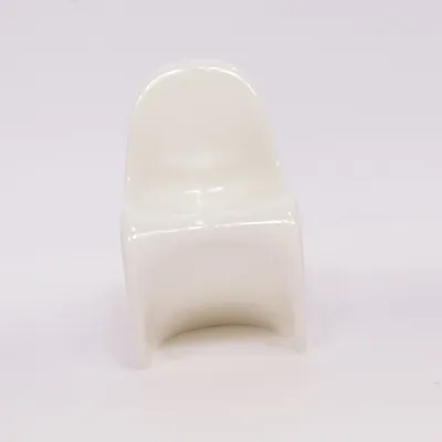 Figur (panton chair miniature) fra Vitra