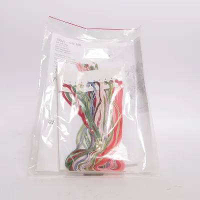 Embroidery patterns (Duk Duk Liina) from DMC