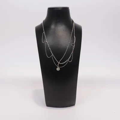 Halsband (Silverfärgad) från Orelia Okänd metall