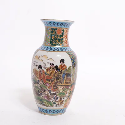 Vase (Multicolored)