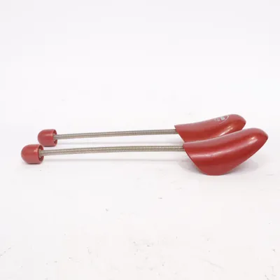 Forme à chaussures (Rouge) de Delta
