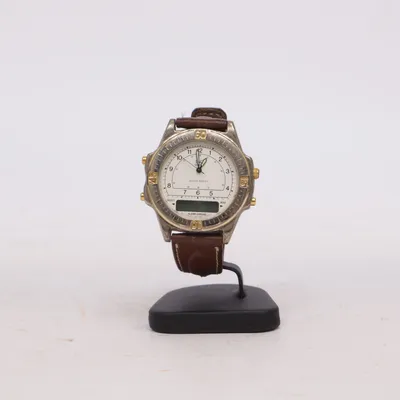 Wristwatch (Brown, Silver) from Q&Q
