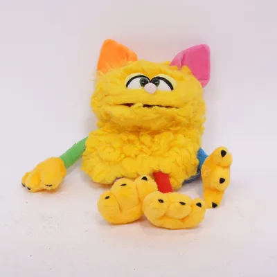 Hand puppet (Yellow, Multicolored) from Living Puppets