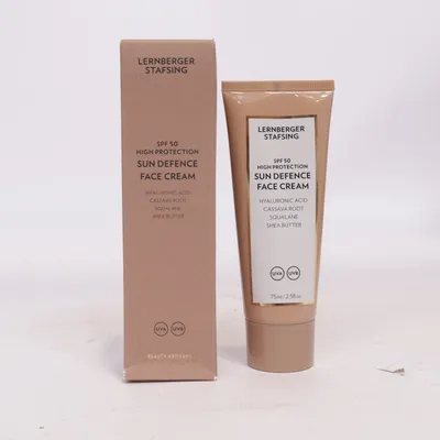 Sunscreen (Sun Defence Face Cream) from Lernberger Stafsing