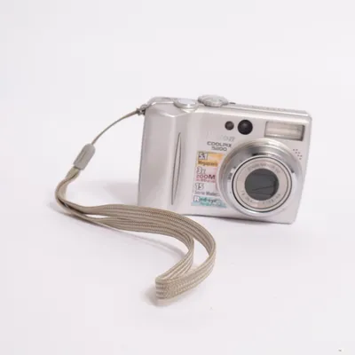 Compactcamera (Coolpix 5200) van Nikon