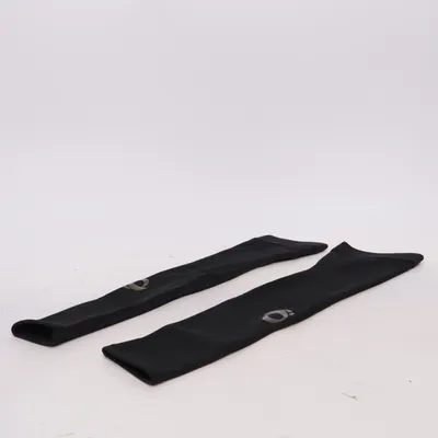 Sports equipment (Black) from Pearl iZumi