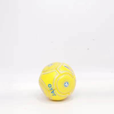 Fotboll (Gul) från Intersport