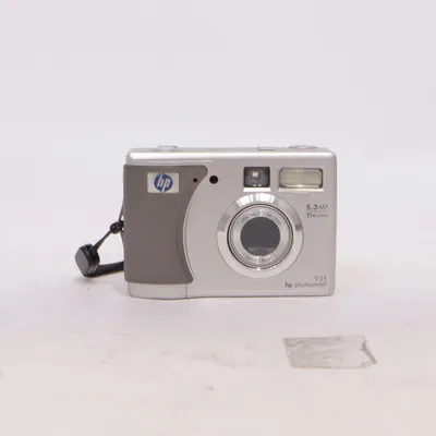 Digital compact camera (Photosmart 935) from HP