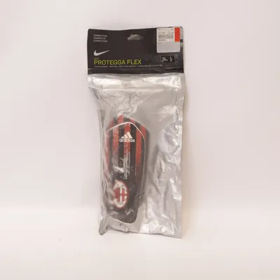 Sports equipment (PROTEGGA FLEX) from Nike
