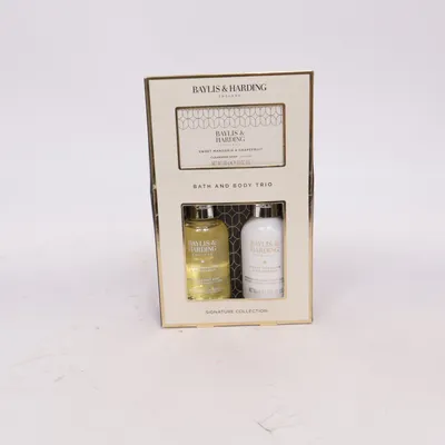 Skincare set (Sweet Mandarin & Grapefruit) from Baylis & Harding