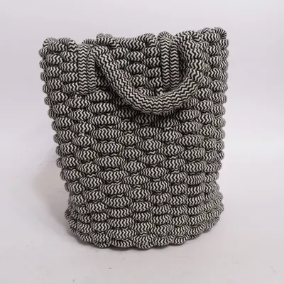 Laundry basket (Black, White)