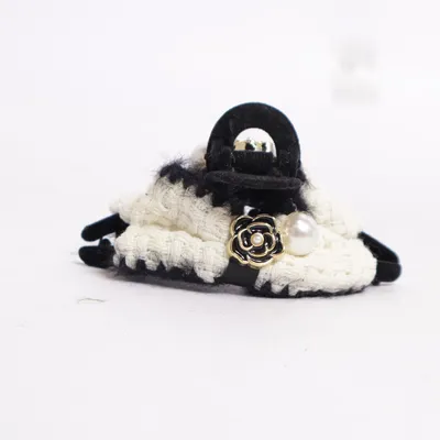 Hair clamp (Black, White)