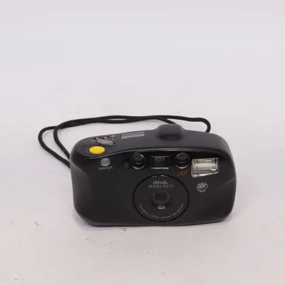 Analog kompaktkamera (Riva Zoom Pico) från Minolta