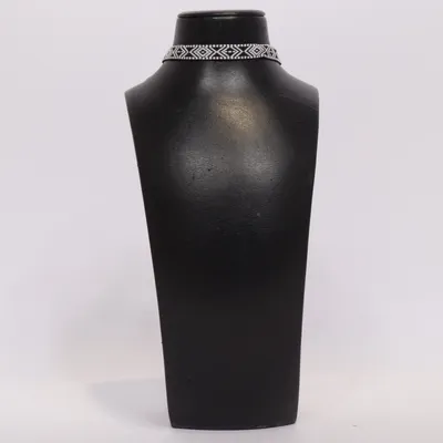 Choker (Svart, Vit) Okänd metall