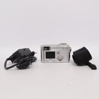 Digital compact camera (Option 550) from Pentax