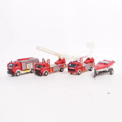 Toy (Red, White) from Siku