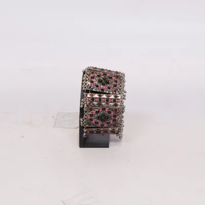 Armband (Silverfärgad, Svart, Rosa) Okänd metall