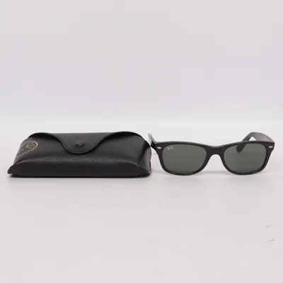 Sunglasses (RB2132 New Waifarer 901) from Ray-Ban