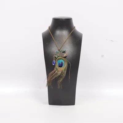 Collier (Traum Vogel mit glitzernden Tropfen und pfauenfedern) Métal inconnu