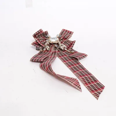 Broche (Rouge, Noir, Multicolore) de Dixie Métal inconnu