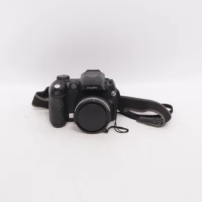 Digital kompaktkamera (S5000) från Fujifilm