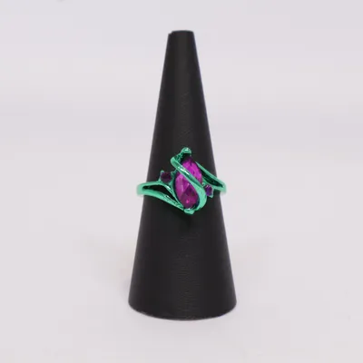 Ring (Grön, Lila) Okänd metall