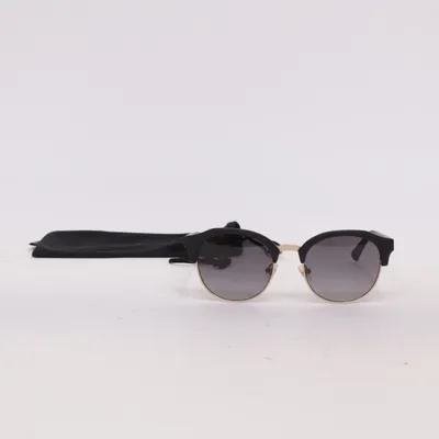 Sunglasses (Warwick) from Hawkers
