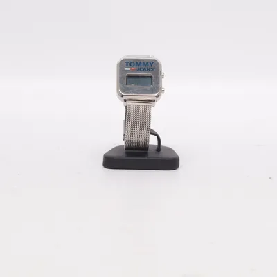 Armbandsur (TH.399.3.14.2886) från Tommy Hilfiger