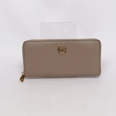 Wallet (Beige) from Michael Kors