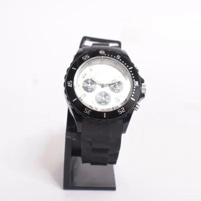 Montre (Noir, Argent) de Auriol