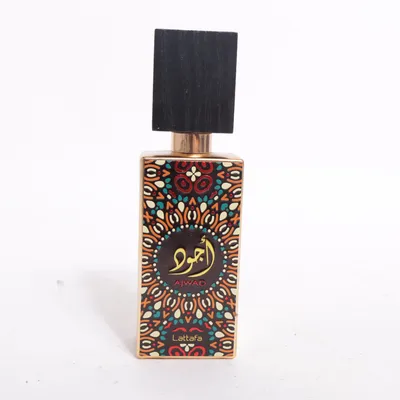 Eau de parfum (Ajwad) fra Lattafa