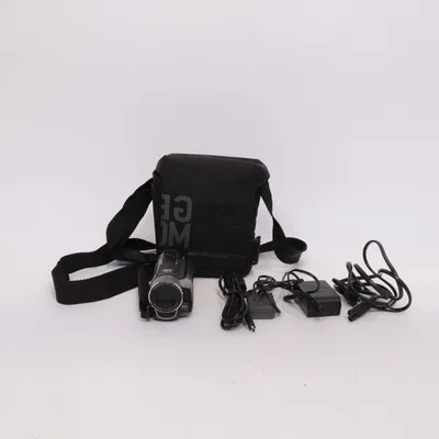 Video camera (Legria Hf R106 E) from Canon