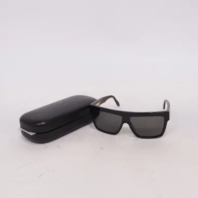 Lunettes de soleil (Noir) de Victoria Beckham
