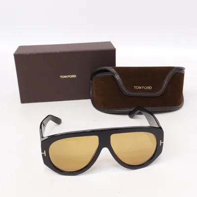 Solglasögon ( TF1044 ECO 01E) från Tom Ford