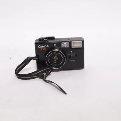 Analog kompaktkamera (Pop) från Konica