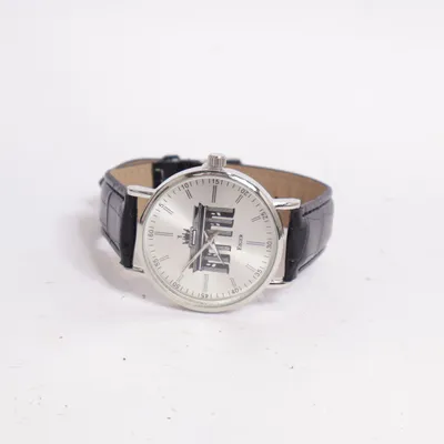 Armbandsur (Svart, Silverfärgad) från Eiger