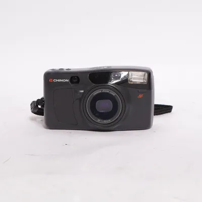 Analog kompaktkamera (AF) från Chinon