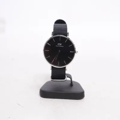 Montre (Noir, Argent) de Daniel Wellington