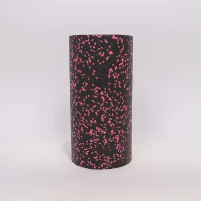 Foam roll (Svart, Rosa) från Blackroll