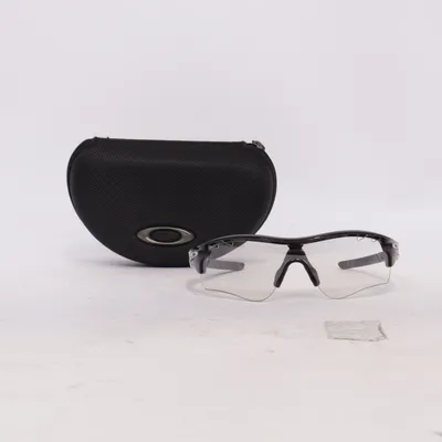 Sportglasögon (OO9181-36 131) från Oakley