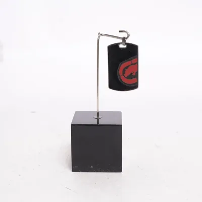 Pendentif (Noir, Rouge) de Ecko Unltd Métal inconnu