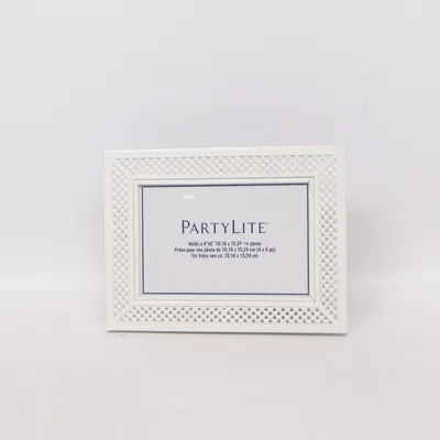 Frame (White) from PartyLite