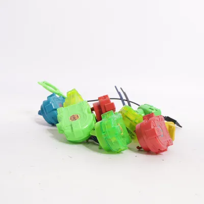 Accessoire de jeu (Vert, Rouge, Bleu) de Beyblade