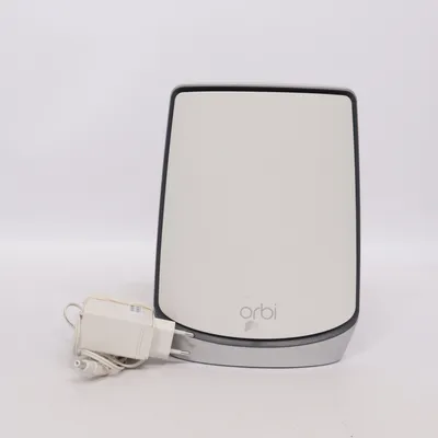 Router (RBR850) från Orbi