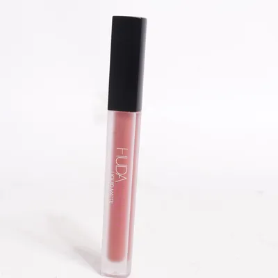 Lipstick (Liquid Matte) from Huda Beauty